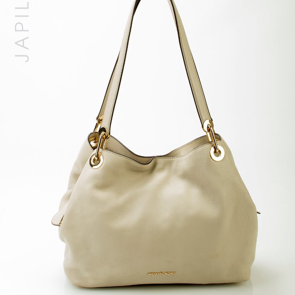 MICHAEL KORS PEBBLED IVORY LEATHER SHOULDER BAG PURSE